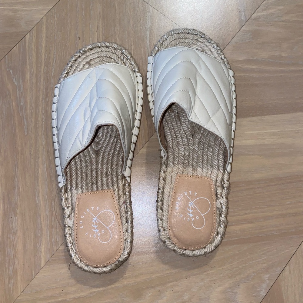 Oasis Society VICI Sandals
